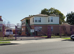 Santa Fe Apartments in Compton, CA - Building Photo
