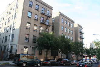 2042 Grand Ave in Bronx, NY - Foto de edificio - Building Photo