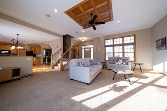 572 Danube Ave in Shakopee, MN - Building Photo - Building Photo