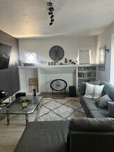 936 Moorpark St in Oakland, CA - Building Photo - Building Photo
