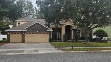 317 E Blue Water Edge Dr in Eustis, FL - Building Photo - Building Photo