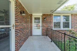 282 Southburn Dr in Hendersonville, TN - Building Photo - Building Photo