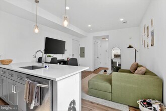 304 Master St in Philadelphia, PA - Building Photo - Building Photo