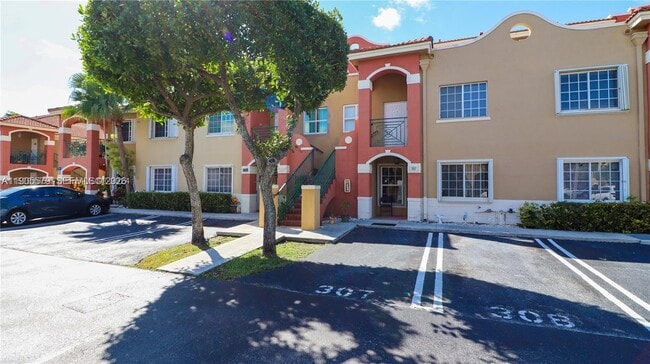 15330 SW 134th Pl in Miami, FL - Building Photo - Building Photo