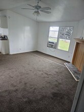 1801 S Business 45 in Corsicana, TX - Building Photo - Building Photo