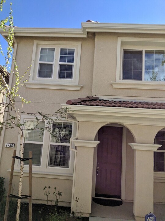 2736 Soho Ln in Fairfield, CA - Building Photo