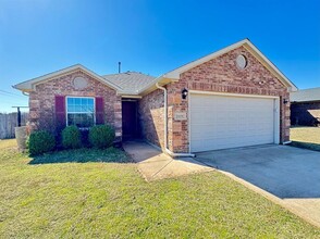 11656 NW 134th St in Piedmont, OK - Building Photo - Building Photo