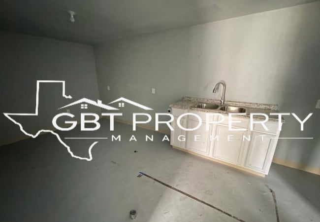 property at 406 Davis St