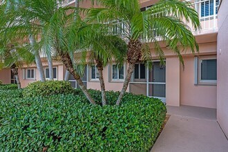 5167 N Hwy A1A-Unit -103 in Fort Pierce, FL - Building Photo - Building Photo