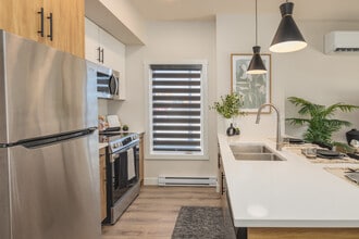 Latitude 49 Townhomes in Winnipeg, MB - Foto de edificio - Interior Photo