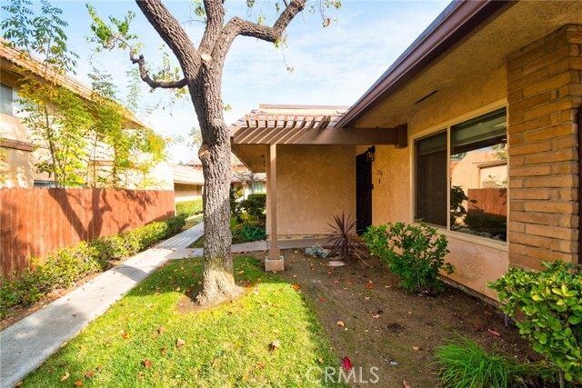 1074 Las Lomas Dr in La Habra, CA - Building Photo - Building Photo