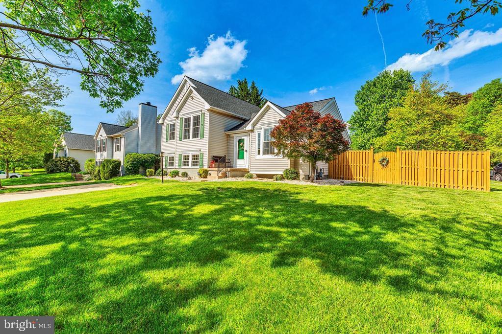 6491 Wesley Ln in Elkridge, MD - Building Photo