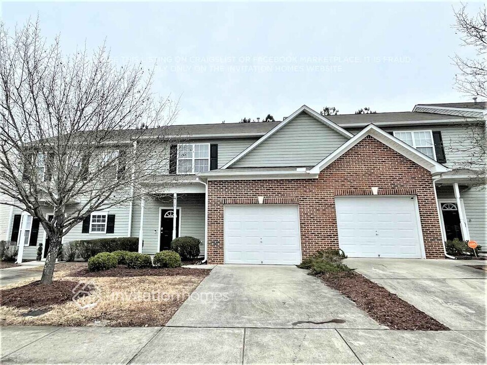 5006 Rainmaker Dr in Durham, NC - Foto de edificio