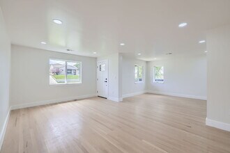 2823 W Archer Pl in Denver, CO - Building Photo - Building Photo