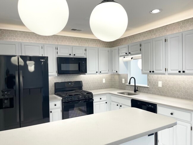 property at 162 Vasser Dr