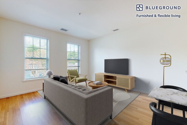 27 Barker Ave in White Plains, NY - Building Photo - Building Photo