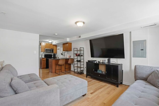 property at 520 S 4th St