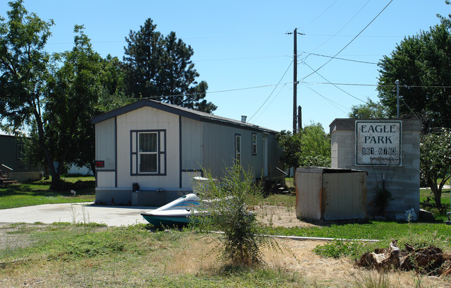 1948 E State St in Eagle, ID - Building Photo - Building Photo