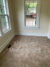 1313 S Chestnut St in Henderson, NC - Building Photo - Building Photo