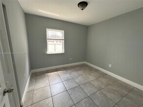 6801 NW 2nd Ct in Miami, FL - Building Photo - Building Photo