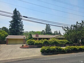 2829 Redwood Rd in Napa, CA - Building Photo - Building Photo