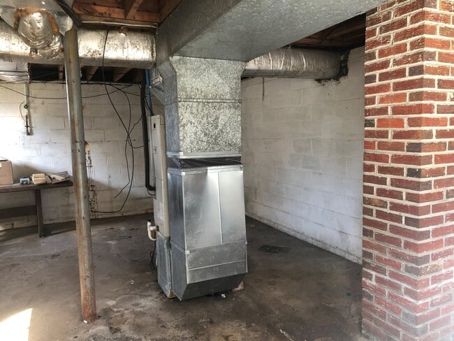 property at 905 Johnson Rd