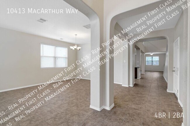 10413 Macarthur Way in Converse, TX - Building Photo - Building Photo