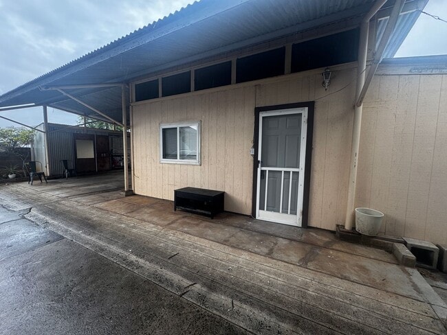 3211 Francis St in Honolulu, HI - Building Photo - Building Photo