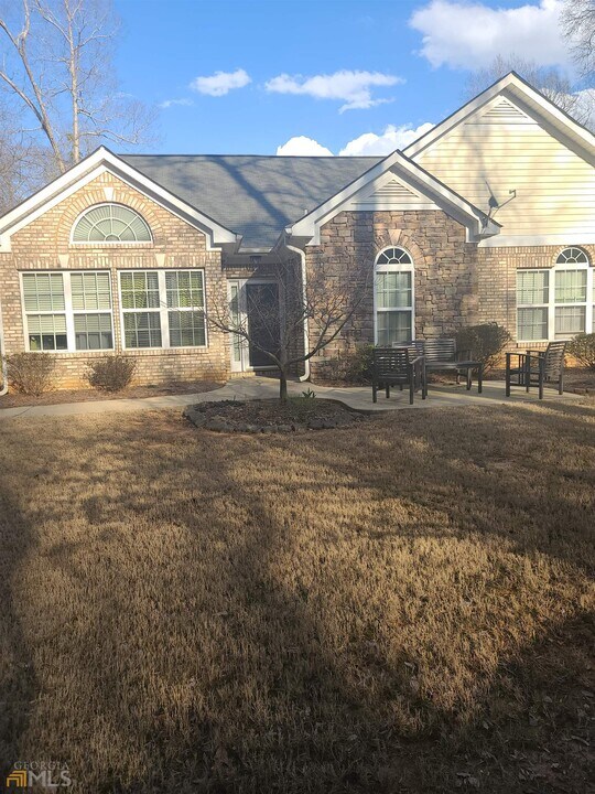 4857 Shae Ct in Powder Springs, GA - Building Photo