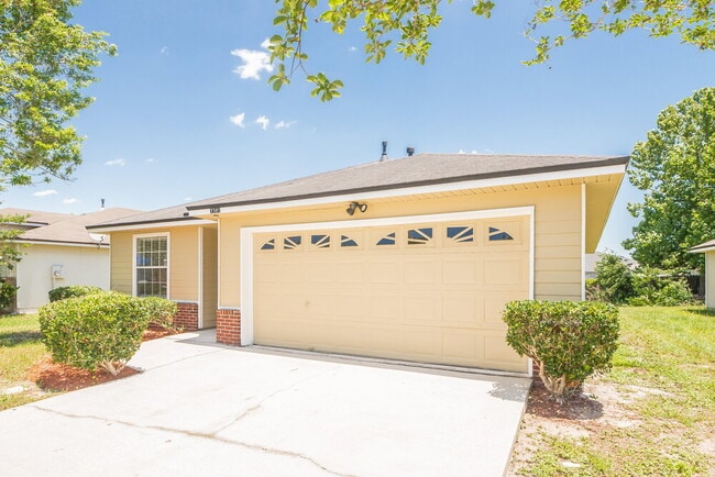 3341 Volley Dr in Jacksonville, FL - Building Photo - Building Photo