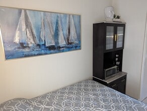 9501 SW 69th Ct, Unit ROOM for rent in Pinecrest, FL - Foto de edificio - Building Photo