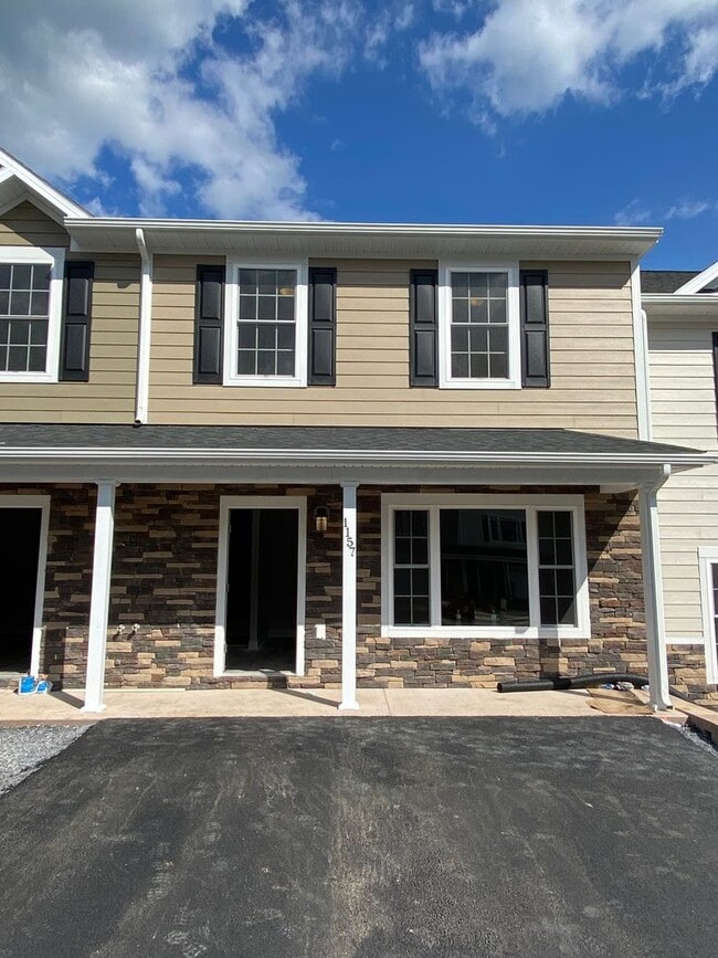 property at 1107 Harvest Ct