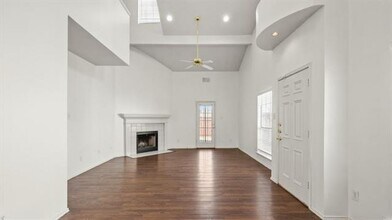 8400 Hickory St in Frisco, TX - Building Photo - Building Photo