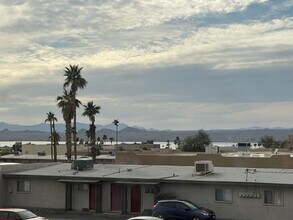 2085 Mesquite Ave in Lake Havasu City, AZ - Building Photo - Building Photo