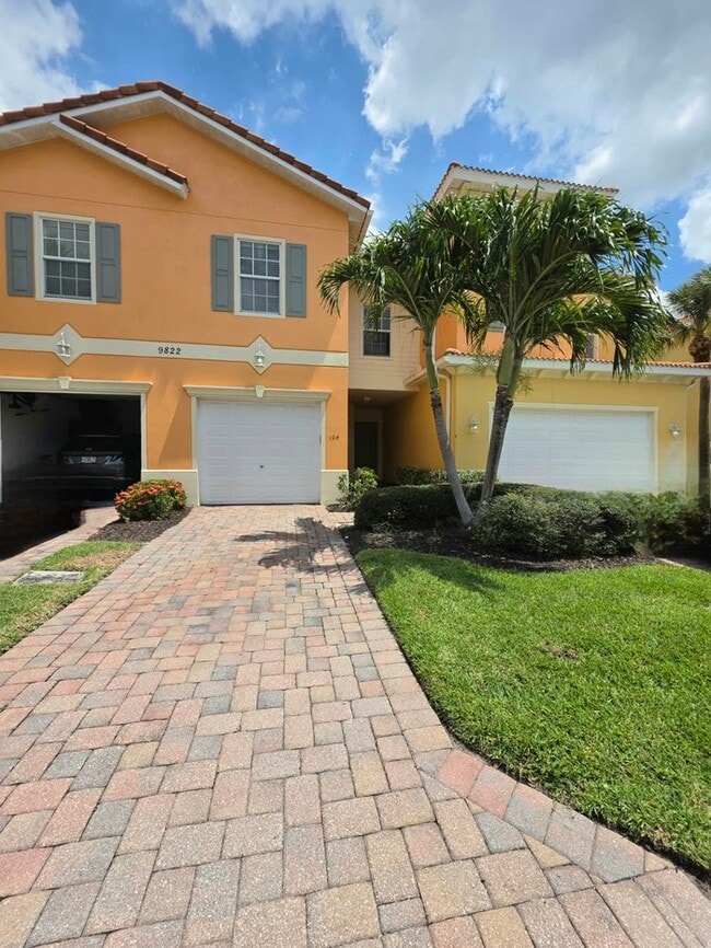 9822 Quinta Artesa Way in Ft. Myers, FL - Building Photo - Building Photo