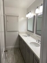 1122 Euclid St, Unit A in Santa Monica, CA - Foto de edificio - Building Photo