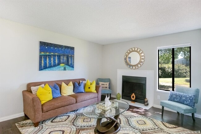 property at 4600 W Pioneer Dr