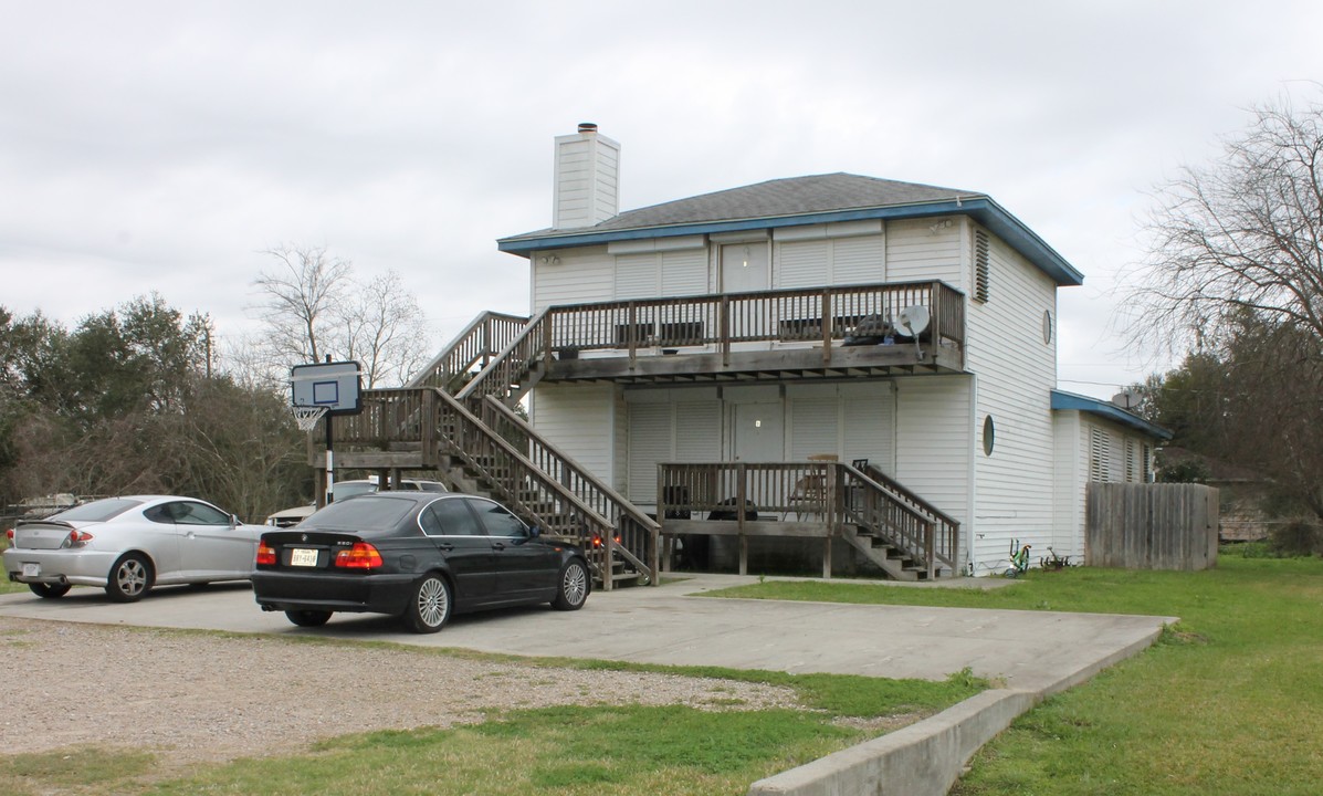 7316 Overton St in Hitchcock, TX - Building Photo