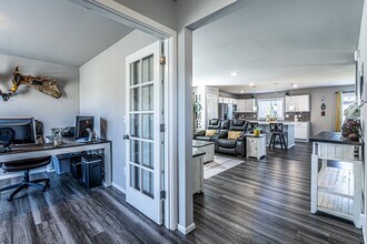 2315 Cantergrove Dr in Lacey, WA - Foto de edificio - Building Photo