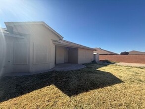 917 Playa Azul St in Alamogordo, NM - Building Photo - Building Photo