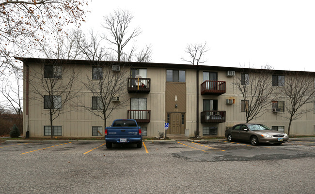 Indian Springs in Hamilton, OH - Building Photo - Building Photo