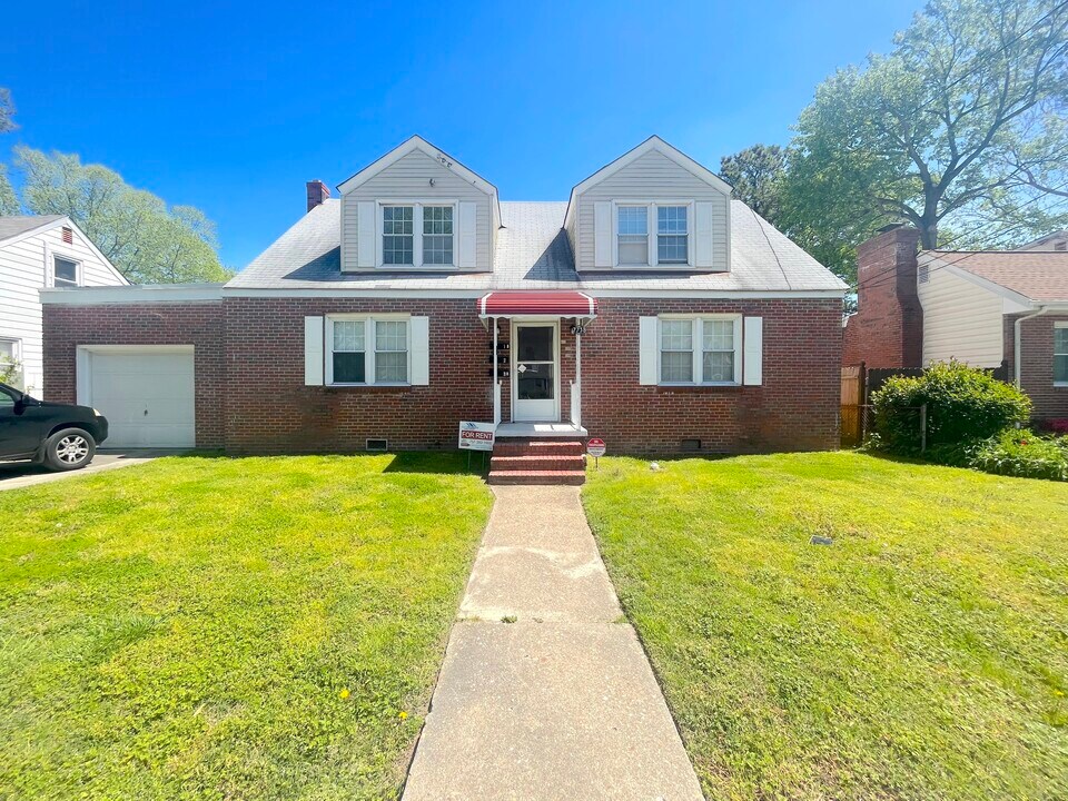 7738 Castleton Pl in Norfolk, VA - Building Photo