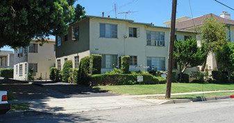 4535 Willis Ave Apartments