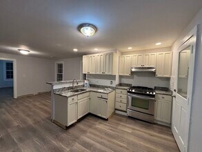 97 Winnisimmet St-Unit -2 in Chelsea, MA - Building Photo - Building Photo