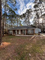 140 Mississippi St in Dauphin Island, AL - Building Photo