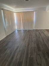 25836 Dartmouth St in Hemet, CA - Building Photo - Building Photo