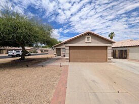 15746 W Elm St in Surprise, AZ - Building Photo