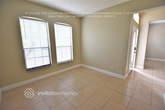 900 Oak Chase Dr in Orlando, FL - Foto de edificio - Building Photo