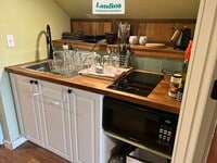 4033 SE Hawthorne Blvd