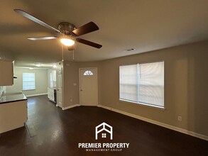 7837 Shadowland Cove in Memphis, TN - Building Photo - Building Photo